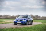 Volkswagen Golf R Estate 2017 года (UK)
